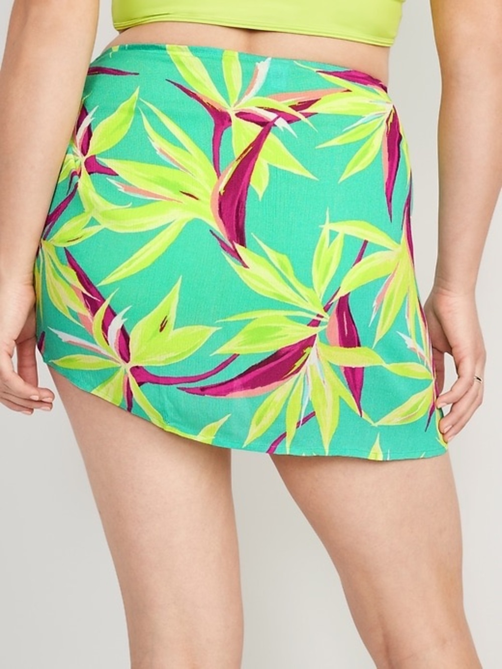 High-Waisted Gauze Wrap-Front
Sarong Swim Skirt Tropical Print M - Picture 2 of 7
